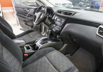 Подержанный автомобиль Nissan Qashqai 2016 года (11 фото)