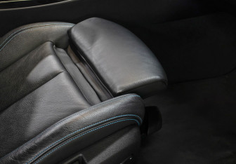 Подержанный автомобиль BMW M2 2019 года (9 фото)