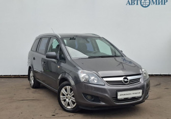 Подержанный автомобиль Opel Zafira Compactvan 2012 года (3 фото)