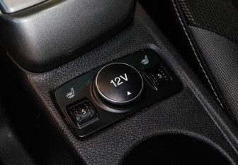 Подержанный автомобиль Ford Focus Hatchback 2012 года (15 фото)