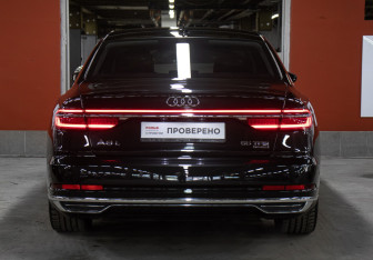 Подержанный автомобиль Audi A8 2019 года (6 фото)