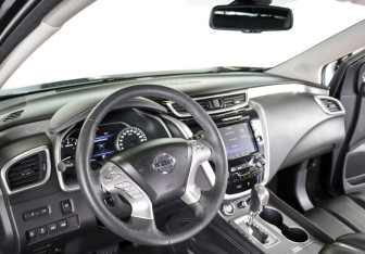 Подержанный автомобиль Nissan Murano Suv 2016 года (9 фото)