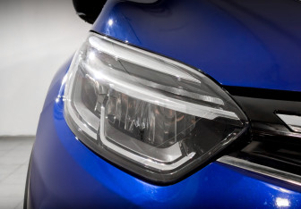 Подержанный автомобиль Renault Kaptur 2020 года (17 фото)