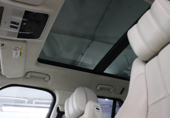 Подержанный автомобиль Land Rover Range Rover 2013 года (21 фото)