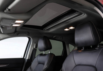 Подержанный автомобиль Mazda CX-5 2023 года (18 фото)
