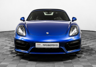 Подержанный автомобиль Porsche Boxster 2015 года (2 фото)