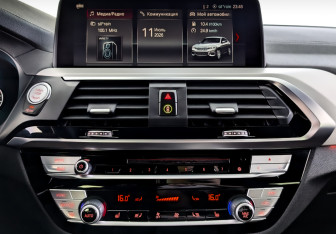 Подержанный автомобиль BMW X4 2019 года (15 фото)