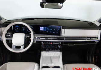 Подержанный автомобиль Hyundai Santa Fe 2024 года (13 фото)