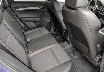 Подержанный автомобиль Skoda Karoq 2021 года (16 фото)
