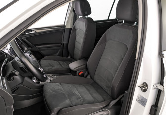 Подержанный автомобиль Volkswagen Tiguan 2018 года (20 фото)