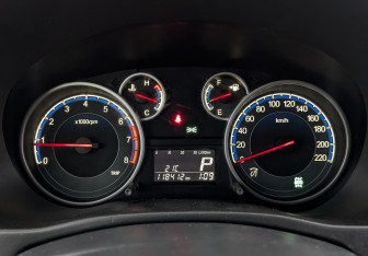 Подержанный автомобиль Suzuki SX4 Hatchback 2012 года (16 фото)