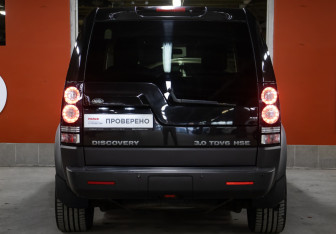 Подержанный автомобиль Land Rover Discovery 2014 года (6 фото)