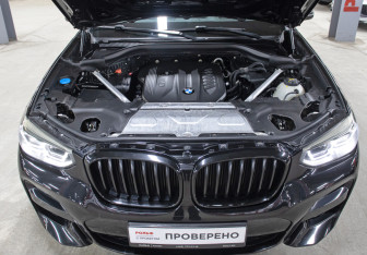 Подержанный автомобиль BMW X3 2019 года (9 фото)