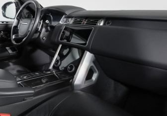 Подержанный автомобиль Land Rover Range Rover 2018 года (9 фото)