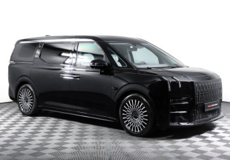 Подержанный автомобиль Zeekr 009 2023 года (3 фото)