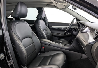 Подержанный автомобиль Infiniti QX50 2019 года (24 фото)