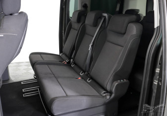 Подержанный автомобиль Citroen SpaceTourer 2018 года (10 фото)