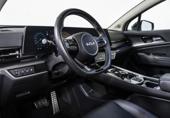 Подержанный автомобиль Kia Sportage 2024 года (9 фото)