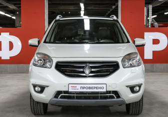 Подержанный автомобиль Renault Koleos 2013 года (2 фото)