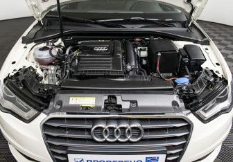 Подержанный автомобиль Audi A3 Sedan 2014 года (17 фото)