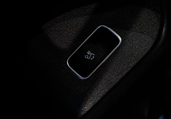 Подержанный автомобиль Mercedes-Benz GLE 2021 года (24 фото)