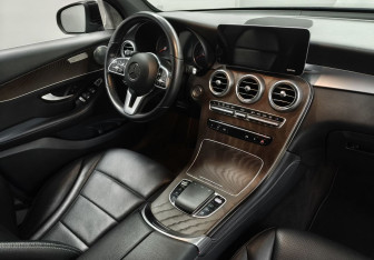 Подержанный автомобиль Mercedes-Benz GLC Coupe 2020 года (10 фото)