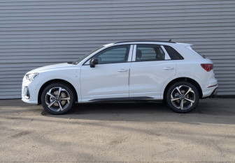 Новый Audi Q3 2025 (3 фото)