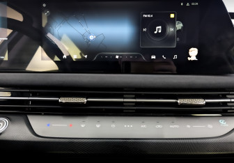 Подержанный автомобиль Exeed RX 2023 года (15 фото)