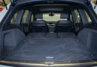 Подержанный автомобиль Audi Q7 2008 года (37 фото)