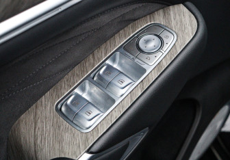 Подержанный автомобиль Tank 500 2023 года (22 фото)