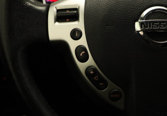 Подержанный автомобиль Nissan Qashqai 2012 года (12 фото)