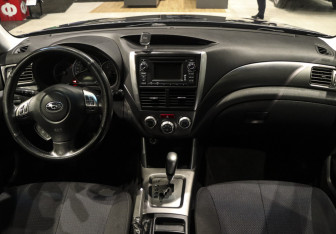 Подержанный автомобиль Subaru Forester Suv 2012 года (9 фото)