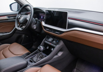 Подержанный автомобиль Skoda Kodiaq 2023 года (10 фото)