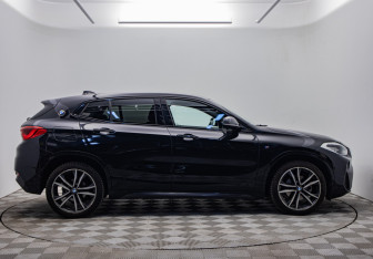 Подержанный автомобиль BMW X2 2019 года (6 фото)