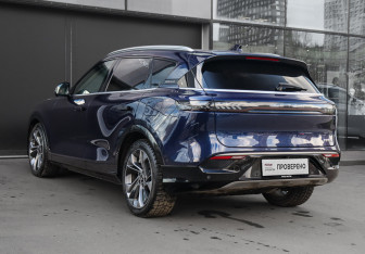 Подержанный автомобиль Voyah Free 2023 года (6 фото)