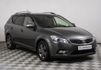 Подержанный автомобиль Kia Ceed Wagon 2011 года (3 фото)