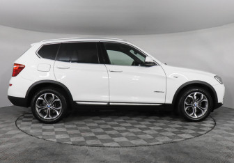 Подержанный автомобиль BMW X3 2015 года (6 фото)