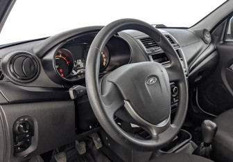 Подержанный автомобиль LADA (ВАЗ) Granta Sedan 2023 года (15 фото)