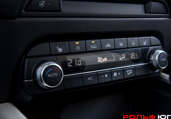 Подержанный автомобиль Mazda CX-5 2021 года (16 фото)