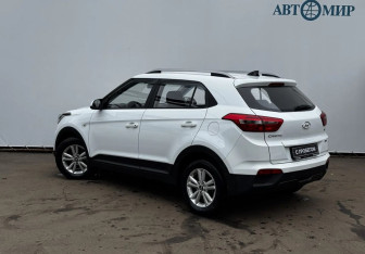 Подержанный автомобиль Hyundai Creta 2019 года (7 фото)