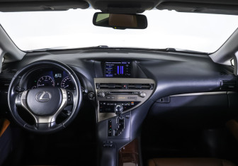 Подержанный автомобиль Lexus RX 2013 года (17 фото)