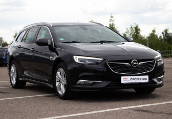 Подержанный автомобиль Opel Insignia Wagon 2018 года (3 фото)