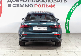 Подержанный автомобиль Audi A3 Hatchback 2021 года (5 фото)