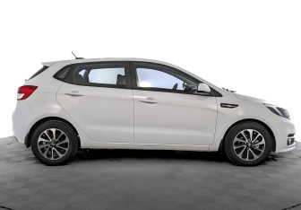 Подержанный автомобиль Kia Rio Hatchback 2017 года (4 фото)