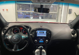Подержанный автомобиль Nissan Juke 2013 года (11 фото)