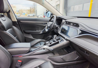 Подержанный автомобиль Geely Atlas Pro 2023 года (9 фото)