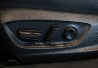 Подержанный автомобиль Toyota Camry Sedan 2021 года (16 фото)