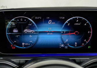 Подержанный автомобиль Mercedes-Benz GLE 2021 года (16 фото)