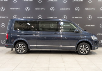 Подержанный автомобиль Volkswagen Caravelle 2018 года (4 фото)