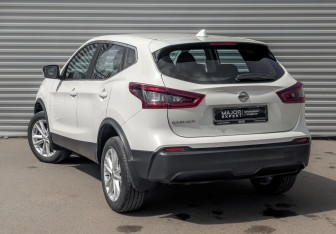 Подержанный автомобиль Nissan Qashqai 2020 года (7 фото)